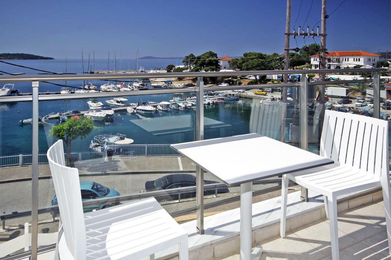 Hotel Aqua Marine 2 à Neos Marmaras Extérieur photo